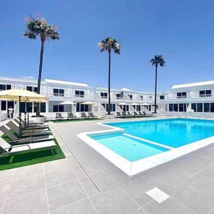 Puerto Del Carmen Airconditioned 2Bed Poolside Apt Екстер'єр фото