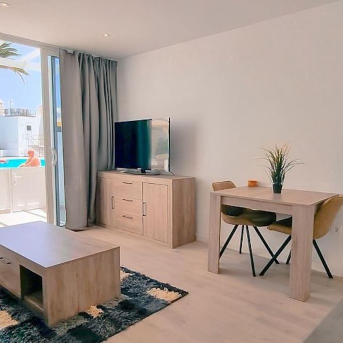 Puerto Del Carmen Airconditioned 2Bed Poolside Apt Екстер'єр фото
