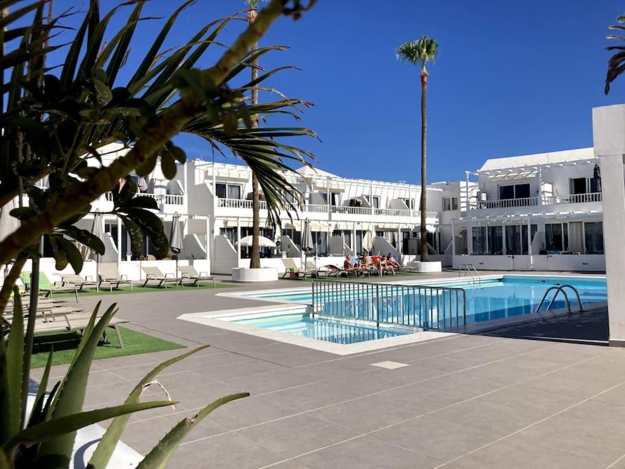 Puerto Del Carmen Airconditioned 2Bed Poolside Apt Екстер'єр фото